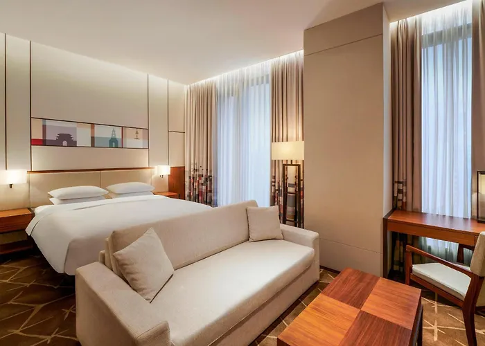 Hotel Aloft By Marriott Myeongdong 4*