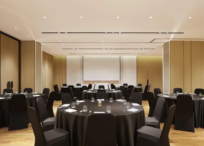 Aloft By Marriott Myeongdong Hotel Seul