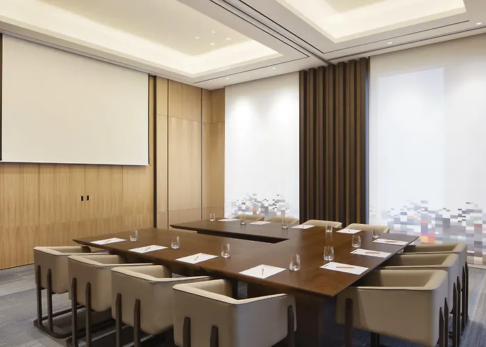 Aloft By Marriott Myeongdong Hotel 4*