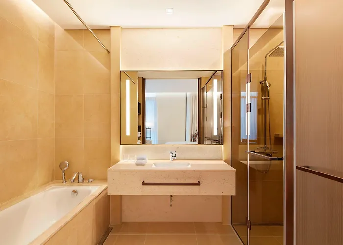 Hotel Aloft By Marriott Myeongdong