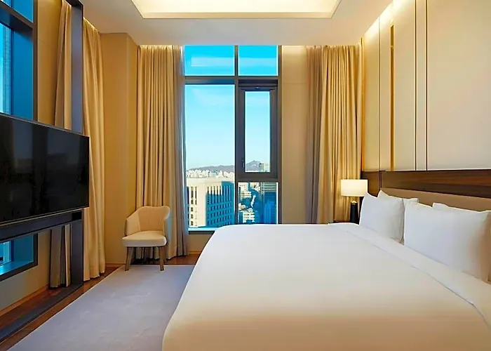 Hotel Aloft By Marriott Myeongdong