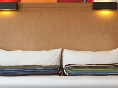 Aloft By Marriott Myeongdong Hotel